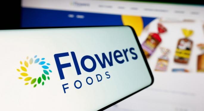 Flowers Foods Expands Snacking Segment With $795 Million Simple Mills Acquisition