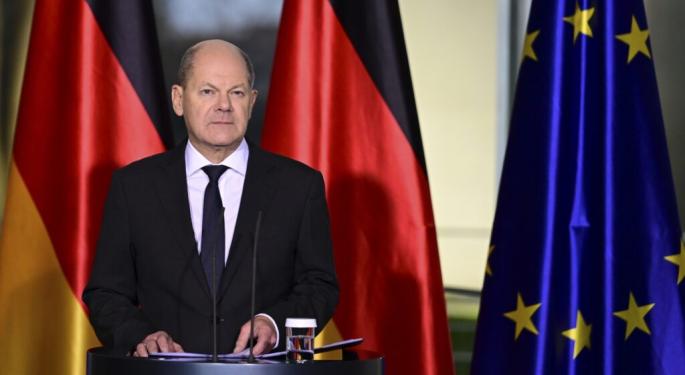 Scholz Warns of Tension with Trump as Border Integrity and NATO Spending Loom Over Germany's Election