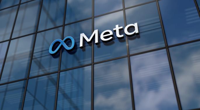 Meta Boosts Green Energy With New Solar Deal, Supports AI Data Center Growth