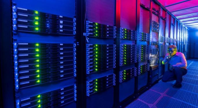 Quantum Computing Stocks Continue Their Wild Surge In Thursday Premarket: QUBT Up 15%, QBTS Climbs 9%, RGTI Gains Over 3%