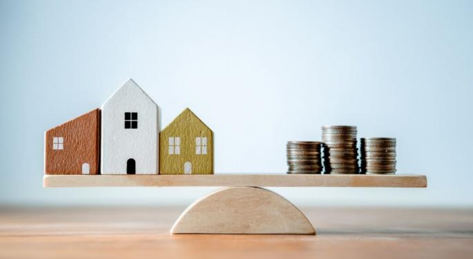 Top 3 Real Estate Stocks Which Could Rescue Your Portfolio This Quarter