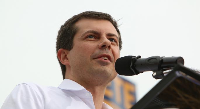 Trump's Comments On American Airlines Crash 'Despicable,' Says Pete Buttigieg: President Should Be 'Leading, Not Lying'