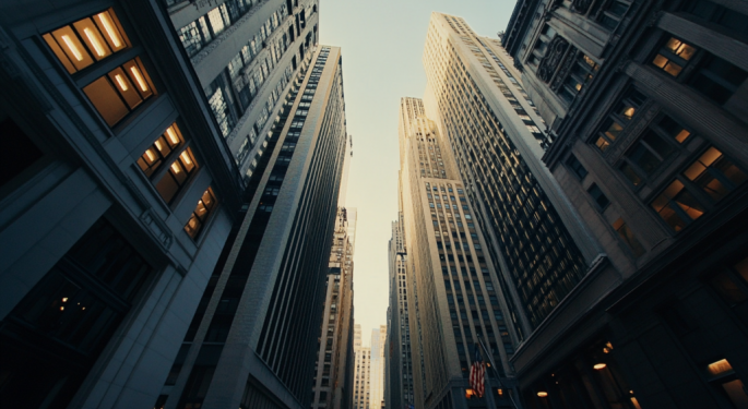 'Best Bang For Your Buck': Expert Sees Strongest Value In 1–5 Year Credit Curve