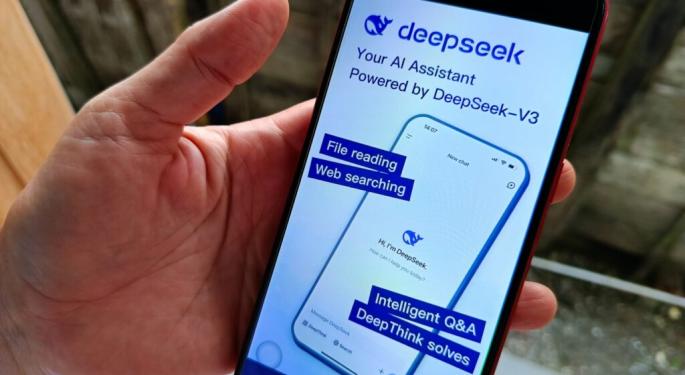 Palantir CEO Alex Karp Sounds Alarm on China's Deepseek – Could This Threaten Palantir's AI Dominance?