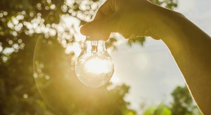 Top 2 Energy Stocks That May Fall Off A Cliff In February