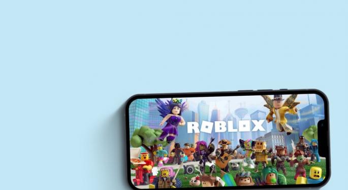 Roblox Q4 Earnings Preview: Can Gaming Company Beat Analyst Estimates With Shares At Three-Year Highs?