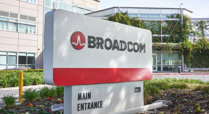Broadcom's Trillion-Dollar Run: Analyst Expects ASIC To Take 10%-15% Market Share Backed By AI Compute Demand