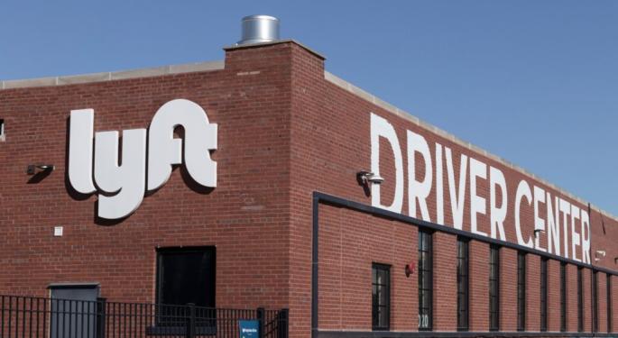 Lyft Analysts Weigh Earnings Beat Against Pricing Pressures, Weak Bookings