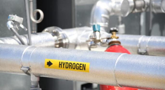 Bloom Energy Posts Q4 Beat: Margin Profile Remains Below Industry Average, Analyst Says
