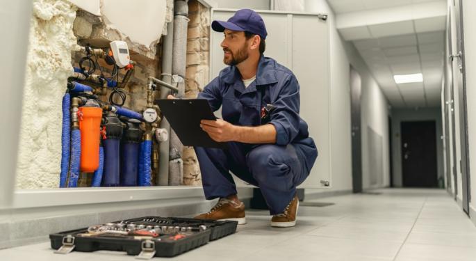 US Services Sector Unexpectedly Expands In February Despite Slowing Job Growth