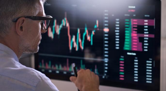 Paul Tudor Jones' Trading Rules: 'Never Trade In Situations Where You Don't Have Control'