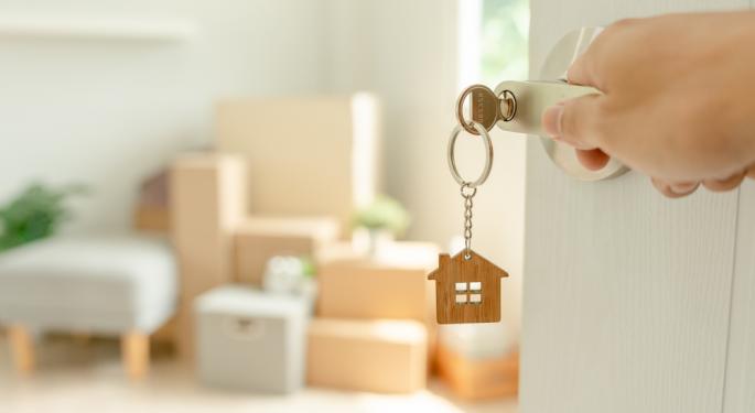Mortgage Applications Soar As Rates Hit Lowest Level Since October