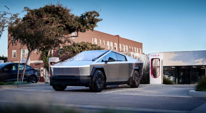 Musk Once Said 'Cybertruck Will Be Waterproof Enough To Serve Briefly As Boat': Owner Of Sunk EV Has Different Story To Tell
