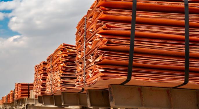 Red-Hot Copper: ETFs Soar On Tariff Speculation, Supply Squeeze