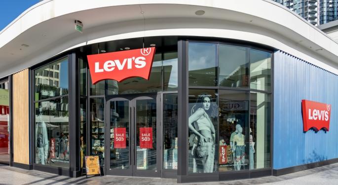 Levi Strauss Shares Rise After Q1 Results: Details CORRECTED