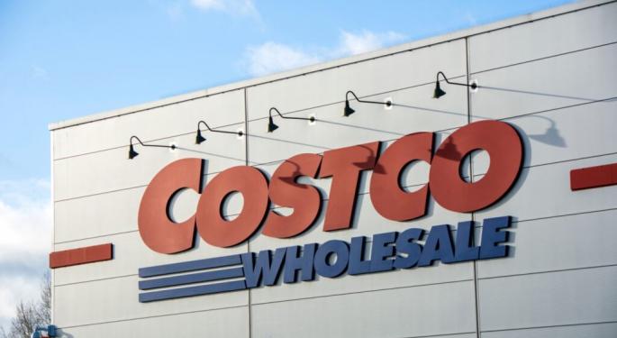 Costco Posts Strong March Sales, Analysts Highlight Uptick In Purchases Ahead Of Tariffs