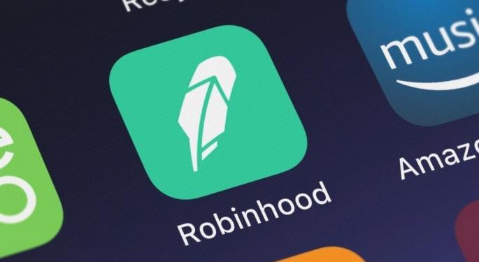 Robinhood, Coinbase Could Benefit From New Digital Asset Regulation, Says Bernstein