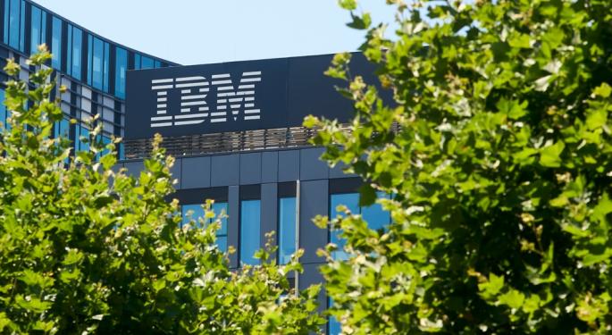 IBM's Shares Drop Sharply After Q1 Report: Analysts Say It's Overdone, Revenue Growth To Accelerate