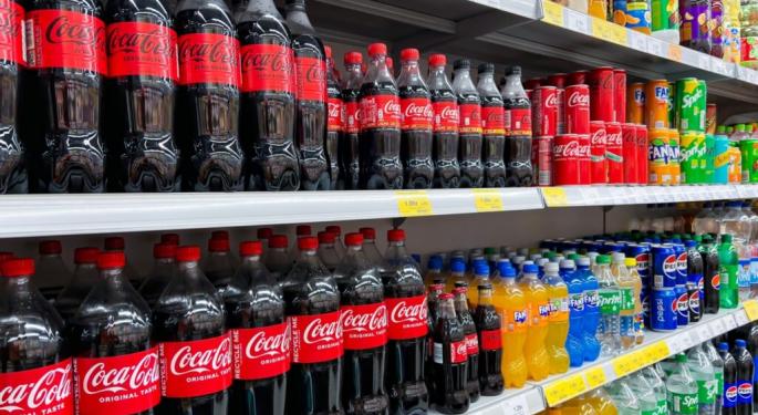 Coca-Cola's 200-Country Playbook Gets A Thumbs-Up From JPMorgan Analysts Amid Trump Tariffs