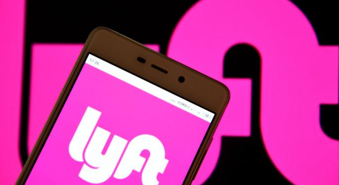 Lyft Shares Drive Higher After Mixed Q1 Report, Stock Buyback Program Raised To $750 Million