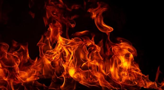 Fire At Abandoned Mattress Warehouse Near West Baltimore Station Disrupts Amtrak And Marc Service, Affects Thousands Of Commuters