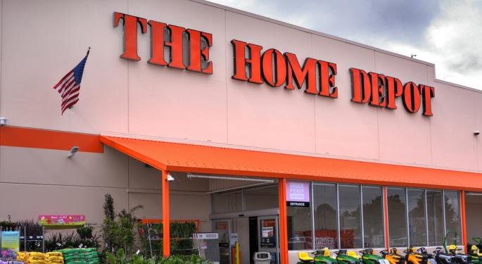 Home Depot Posts Q3 Earnings Miss, But Accelerating Comp Sales Turns Analyst Bullish