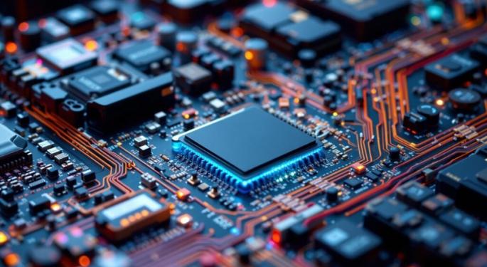 Consumer Tech News May 19-May 23: Trump Warns Apple Of 25% Tariff if Manufactured Overseas, Disney Sues YouTube & More