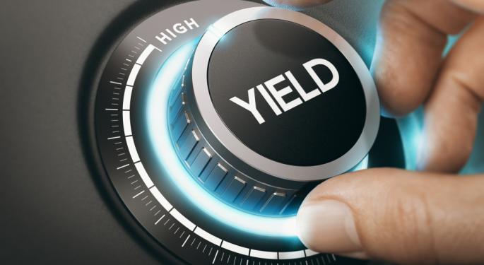 Treasury Yields Dip as Trade Tensions Ease—Lock In High Rates Before They Fall