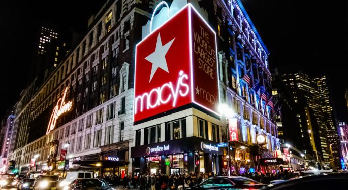 Macy's Analysts See Tariffs, Promotions Pressuring Outlook Despite Q1 Beat