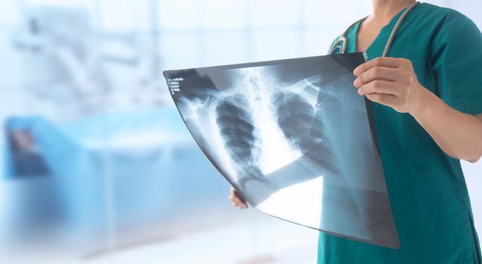 Summit Therapeutics' Closely-Watched Lung Cancer Study Of Ivonescimab Misses Overall Survival Endpoint