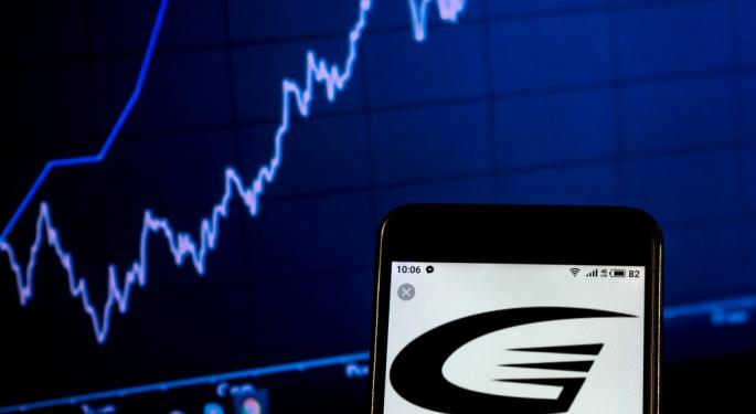 G-III Apparel Analysts Slash Their Forecasts After Q1 Results