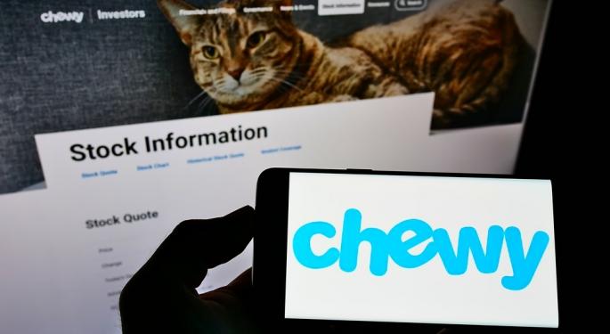 Chewy Q1 Earnings Preview: Analyst Bullish On Pharmaceutical Growth, Will Company Beat EPS For Thirteenth Straight Quarter?