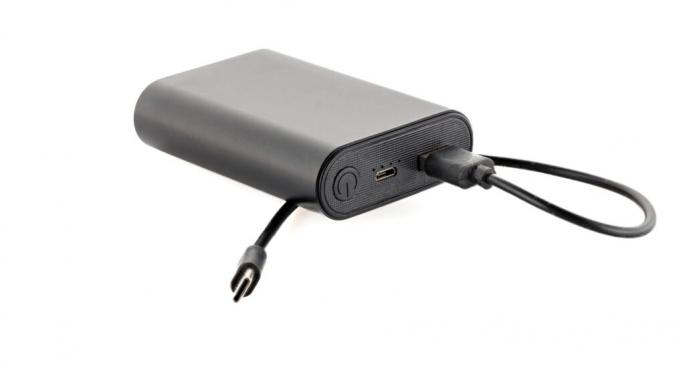 After 19 Explosions And Fire Injuries, Anker Recalls Over 1 Million Power Banks Sold Since 2016 — Is Yours Affected?