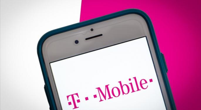 SoftBank Moves To Raise $4.9 Billion With Overnight T-Mobile Block Sale— Stock Drops 4% After Hours As Investors Digest Discount