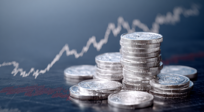 Peter Schiff Says 'The Gold Rally Has A Silver Lining' - As It Outperforms Gold By 2:1