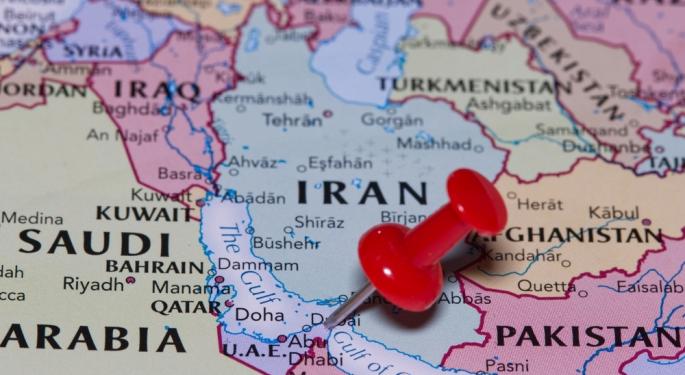 US-Iran Tensions Escalate as Iran Threatens Hormuz Closure, Potentially Rattling Global Oil Markets