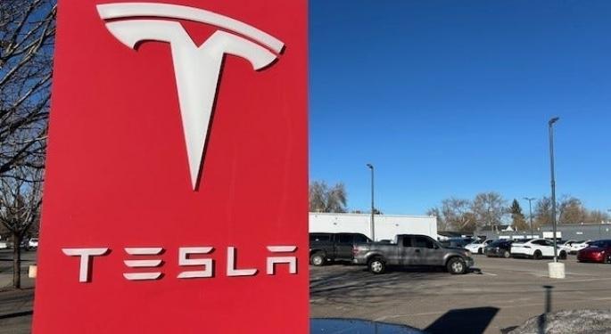 Tesla Stock Climbs Nearly 2% In Monday Pre-Market: What's Going On?