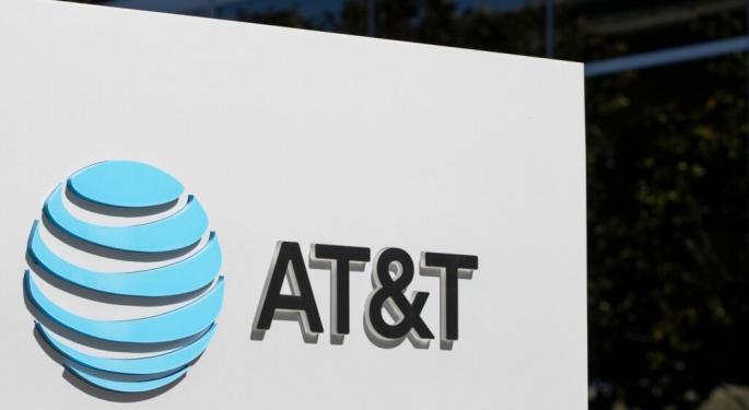 AT&T Claps Back At Trump: 'Not Our Network's Fault — It's Your Platform'