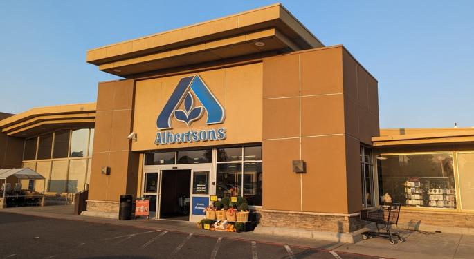 Albertsons Companies Earnings Are Imminent; These Most Accurate Analysts Revise Forecasts Ahead Of Earnings Call