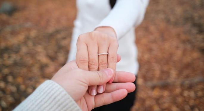 Dave Ramsey Values A Quality Marriage And Relationship Over Money, He Once Schooled A Caller Who Hid Money From Wife That 'Spends Too Much'