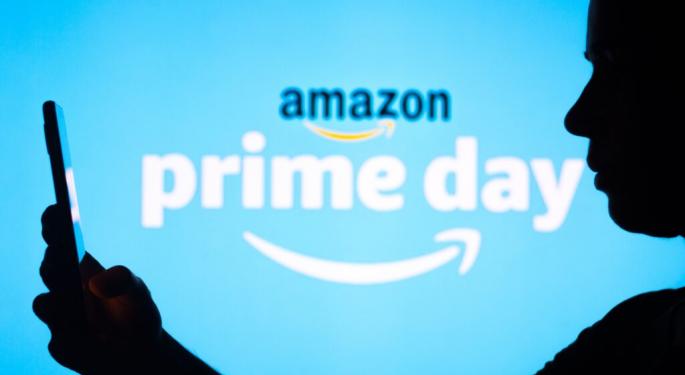 Amazon To Rally Around 28%? Here Are 10 Top Analyst Forecasts For Thursday