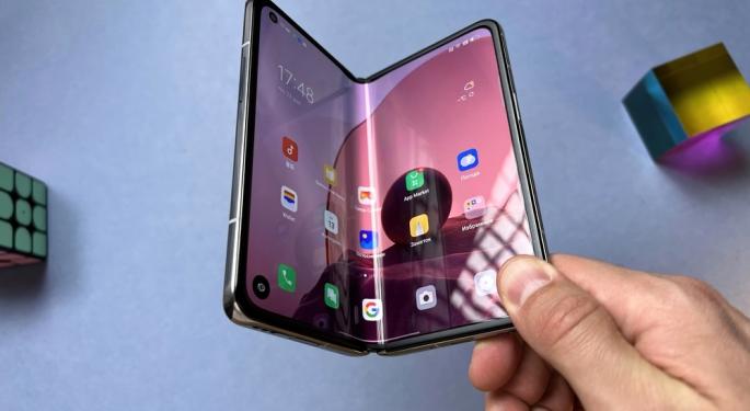Apple's Foldable iPhone Could Land In 2026, And Leave Samsung Playing Catch-Up