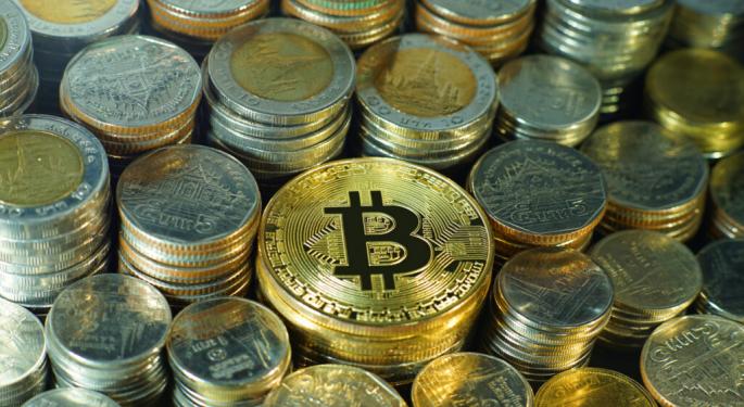 Bitcoin Crosses $119,000 As Crypto Investors Shrug Off Trump Tariffs On Mexico, EU — Ethereum, Dogecoin Spike: Analyst Says ETH's Pump 'Just The Start'