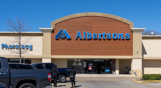 Albertsons Profit Falls In Q2, Sets $1.5 Billion Savings Goal
