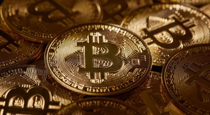 Bitcoin Slides Amid Uncertainty On Crypto Bills; Ethereum, Dogecoin Gain: ETH Dominance Needs To 'Convincingly Break' 10% For Bullish Bias, Says Analyst