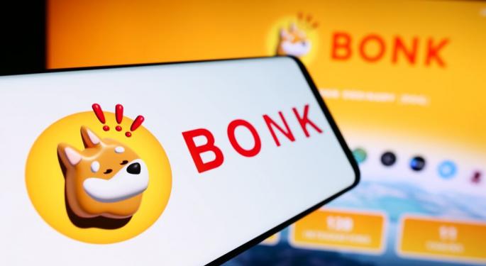 Bonk Rallies 30% In 1 Week: Should Dogecoin, Shiba Inu Be Afraid?