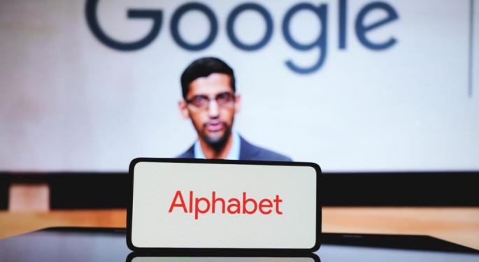 Alphabet's AI Initiatives, Strong Ad Performance Fuel Optimism: Analyst