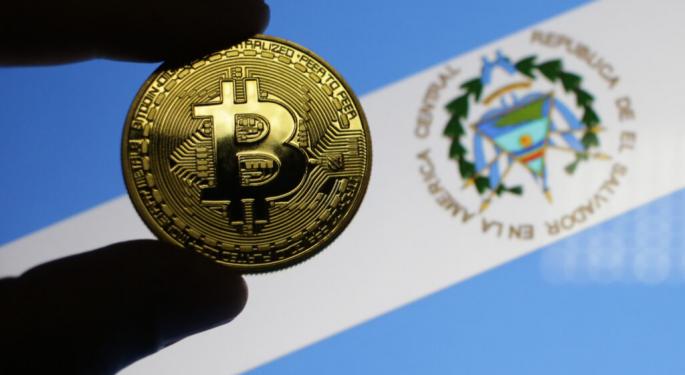 Is El Salvador Faking Its Bitcoin Growth? IMF Footnote Sparks New Doubts