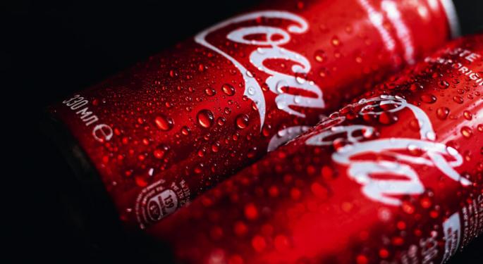 Trump's Push For Cane Sugar In Coca-Cola Could Trigger Massive Job Losses, Warns Corn Refiners Association: ADM, INGR Slip In Pre-Market