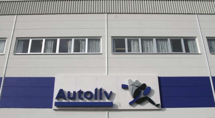 Autoliv's Q2 Pops On Solid Tariff Recovery, But China Overhang Pressures Stock